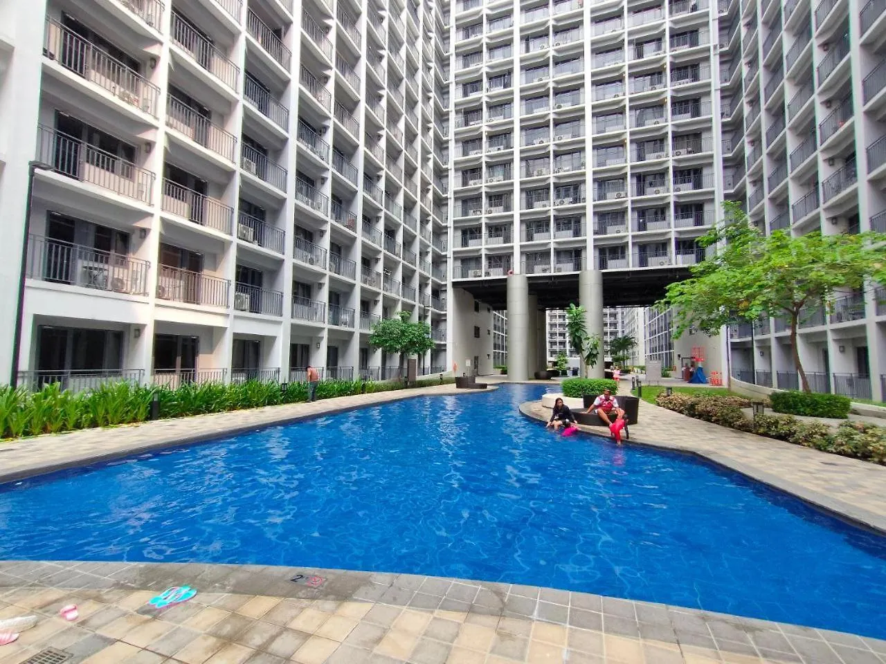 Rosver Hideaway - Close To Moa A 5 Minutes Walk 마닐라 0*,  필리핀